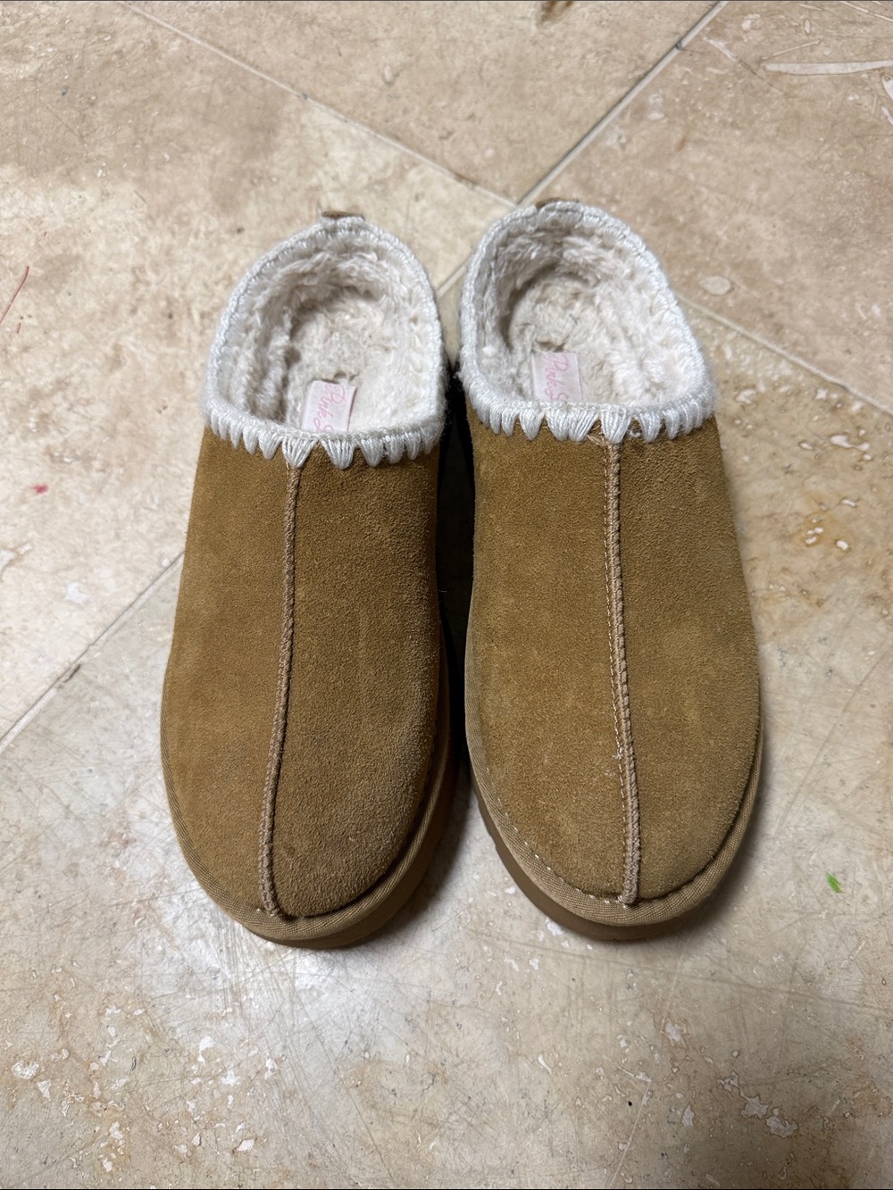 Pink Lily Women’s Slip-On Slippers in Chestnut Brown Sz 8